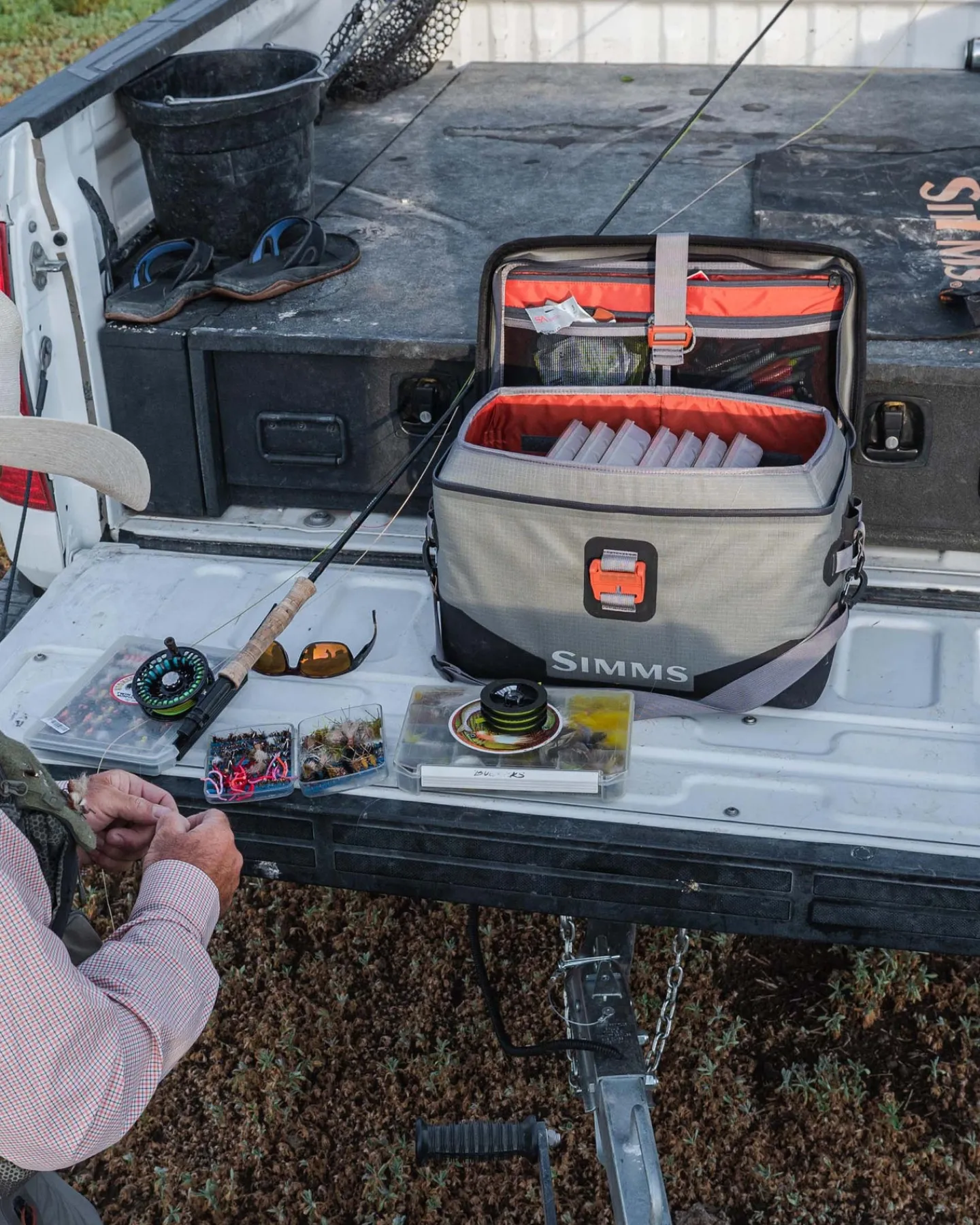 New Simms Fishing Dry Creek Boat Bag - Small - 20L Steel