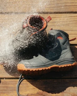 Simms Fishing Men's FreeSalt Boot Cinder