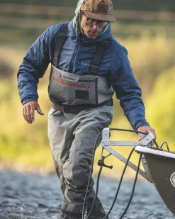Clearance Simms Fishing Men's Freestone® Waders - Stockingfoot Smoke