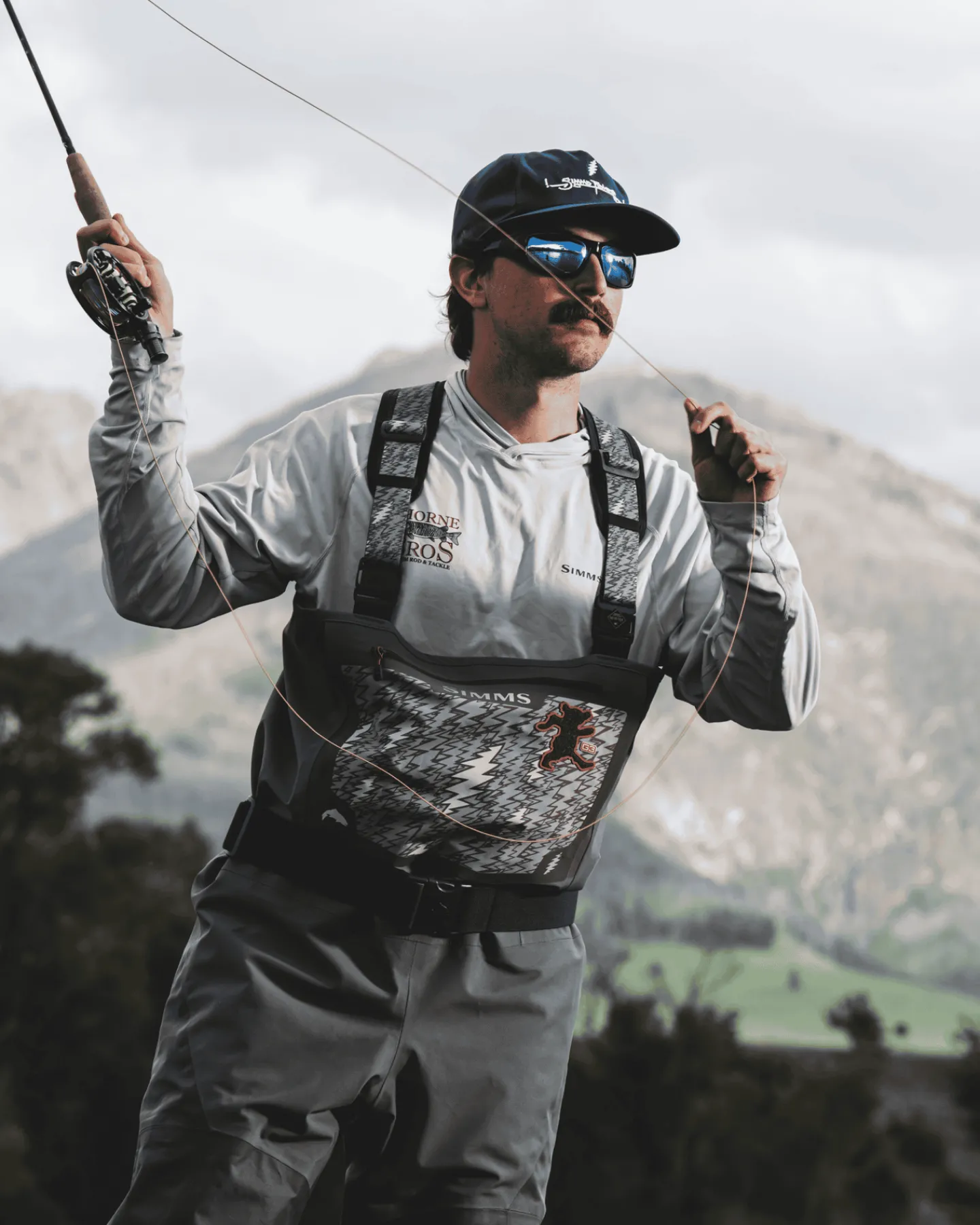 Outlet Simms Fishing Men's Grateful Dead G3 Guide Waders Mosquitos