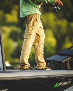 Sale Simms Fishing Men's Superlight Fishing Pant