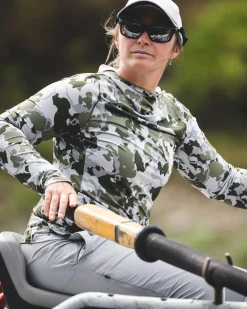 Sale Simms Fishing Women's SolarFlex® Hoody